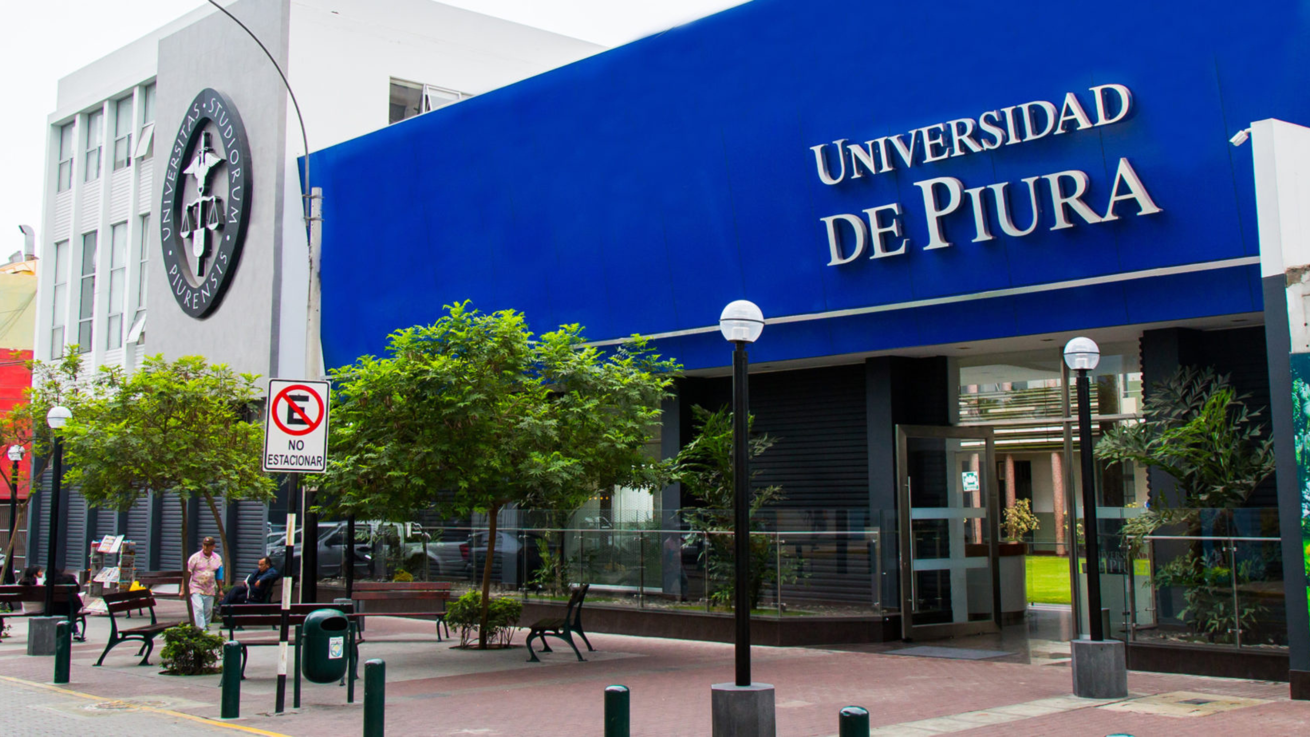 Universidad de Piura desplaza del primer lugar a la Cayetano Heredia en examen nacional de medicina