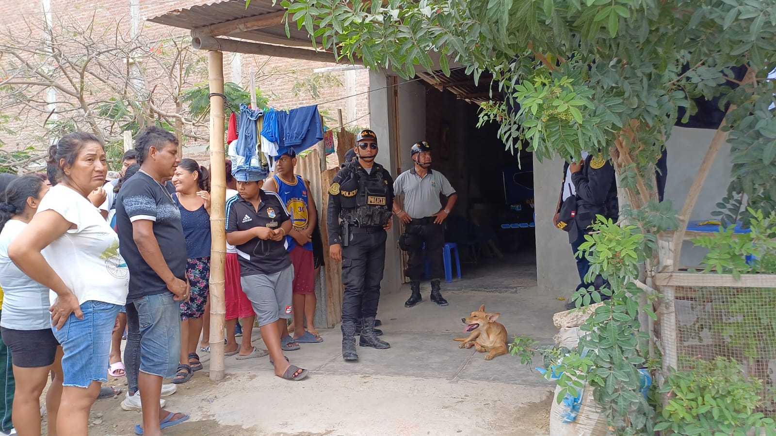Piura: sicarios asesinan a sujeto dentro de una picantería