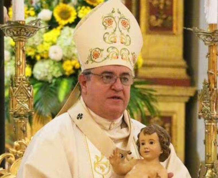 Arzobispo de Piura condena el uso de hostias consagradas para rituales de brujería