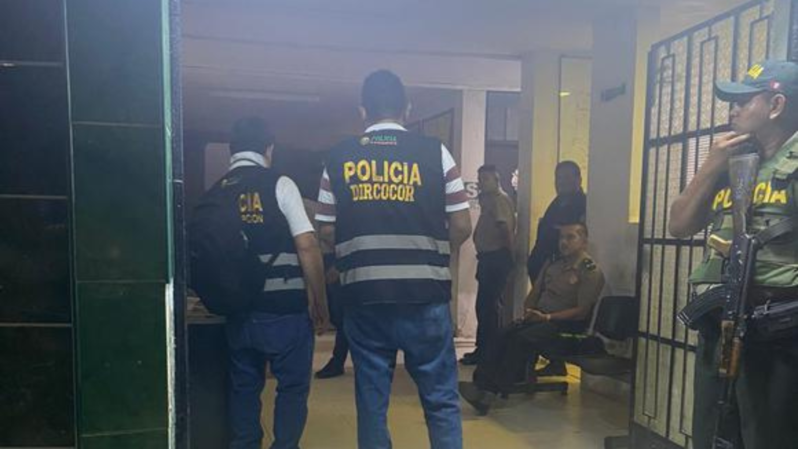 Intervienen a policías en caso de presunta coima en Comisaría de Castilla