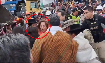 Dina Boluarte fue agredida durante una actividad oficial en Ayacucho