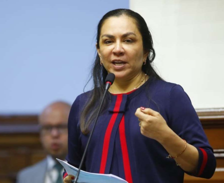 Marisol Espinoza renuncia al cargo de directora general de Administración del Congreso