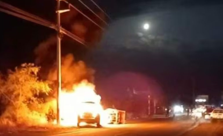 Choque frontal provoca incendio en carretera Sullana – Paita y deja varios heridos