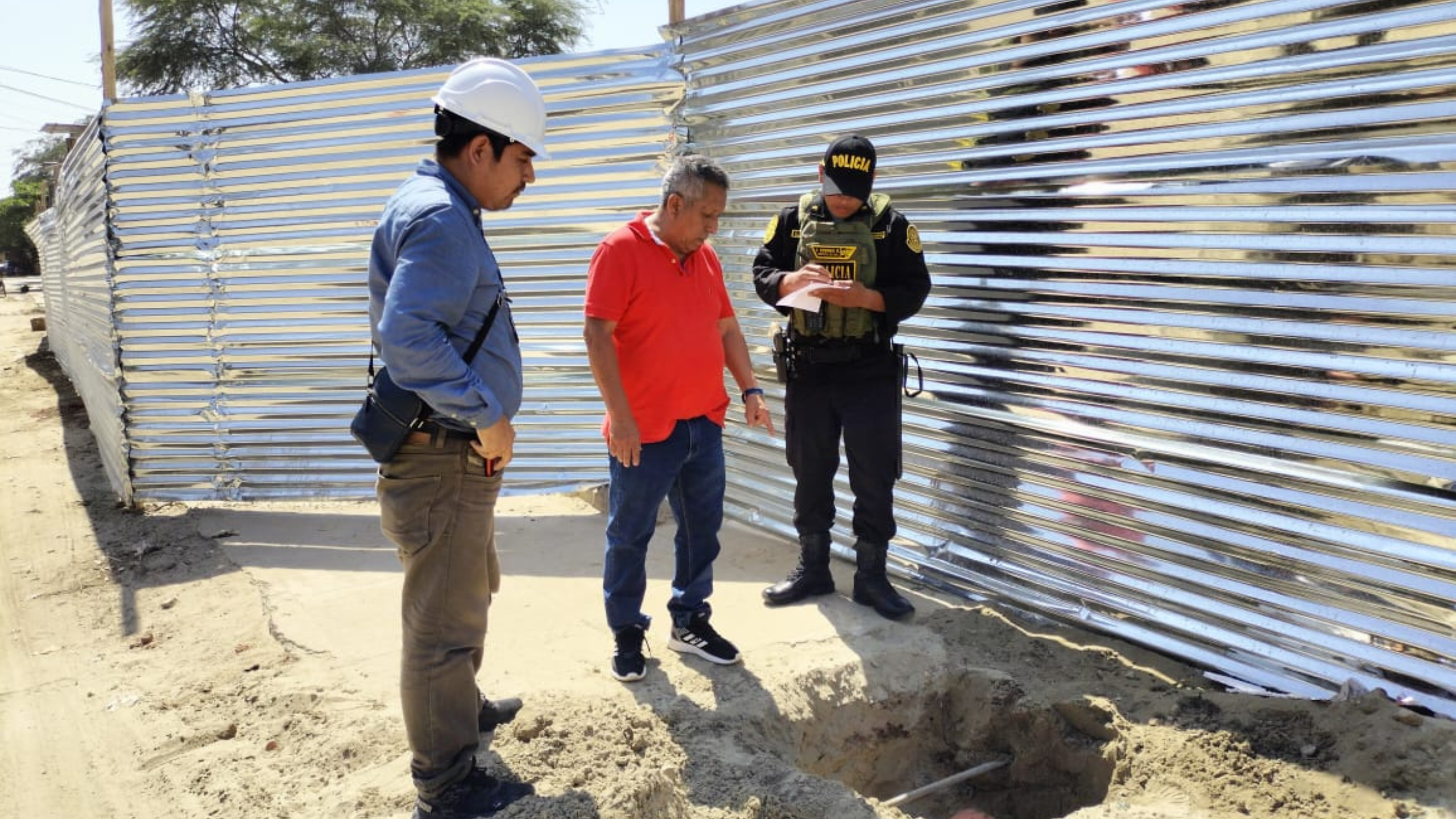 Descubren conexiones ilegales de agua y desagüe en colegio de Piura