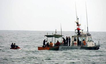 <strong>Siete pescadores son rescatados tras naufragio en Sechura</strong>