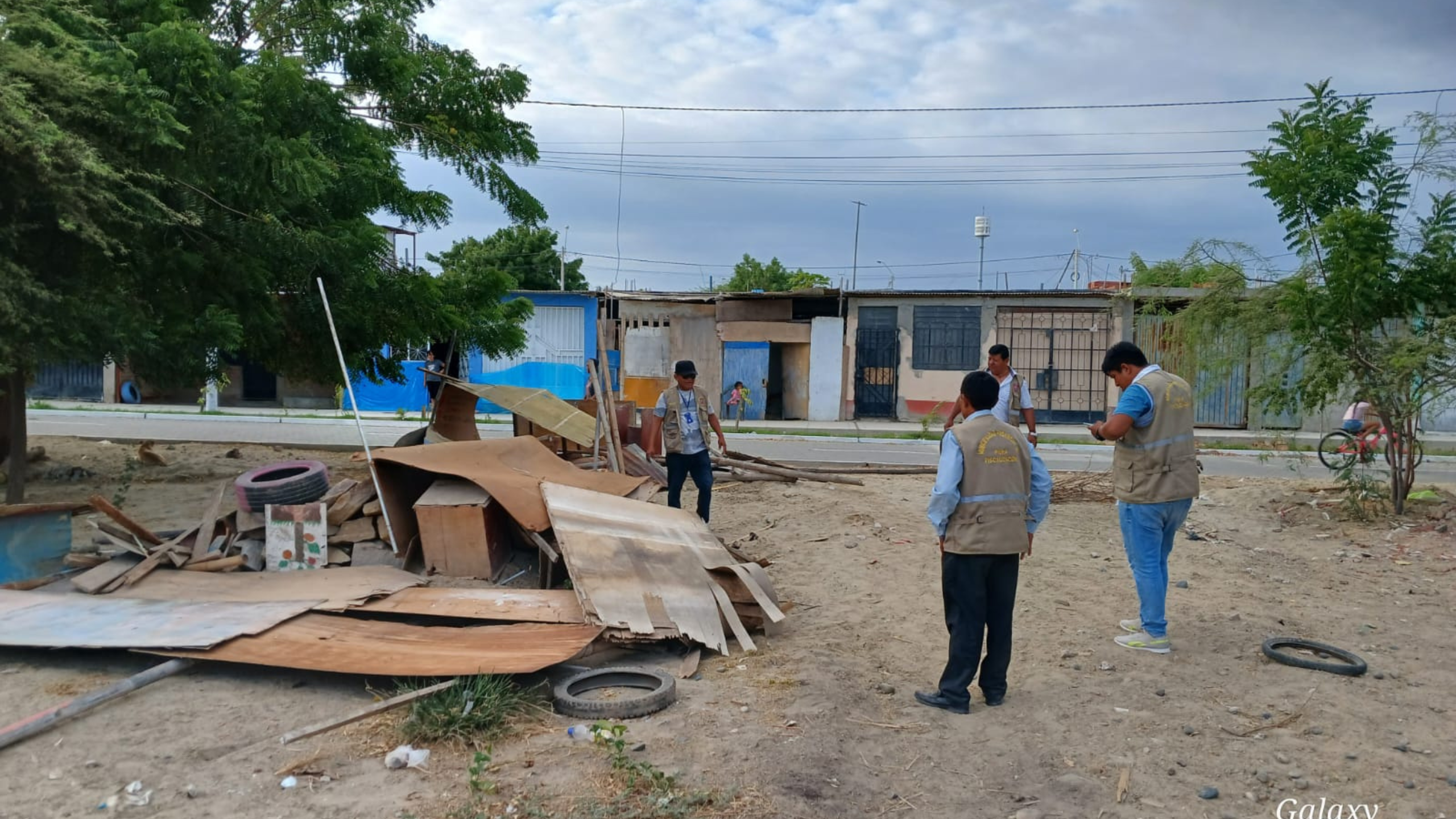 Piura: intervienen construcciones ilegales en áreas públicas de asentamientos humanos