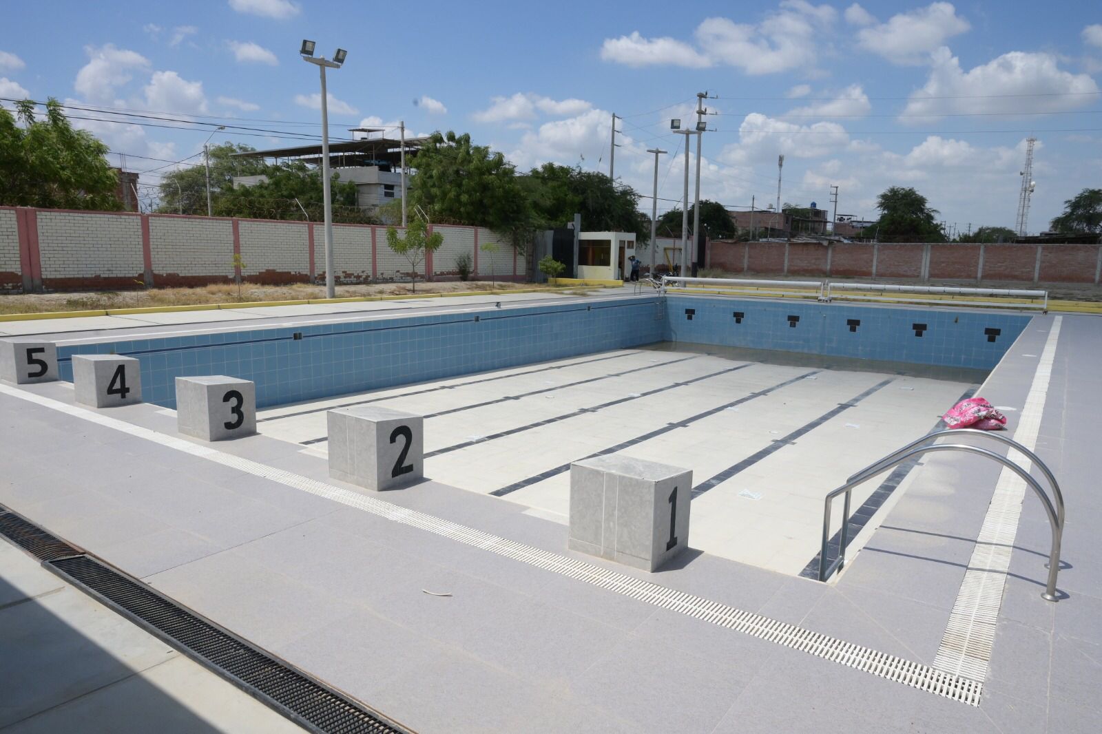 Piura: En 40 días iniciarían trabajos para recuperar piscina semiolímpica de La Videnita