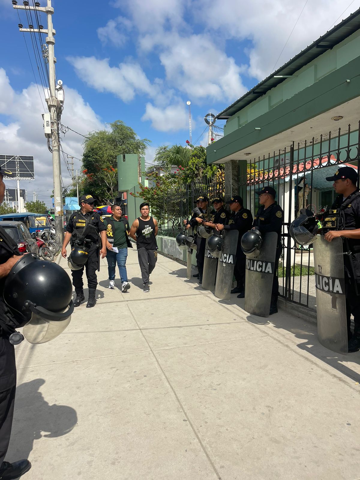 Piura: Familiares y vecinos de víctimas piden la pena máxima para acusado de violación