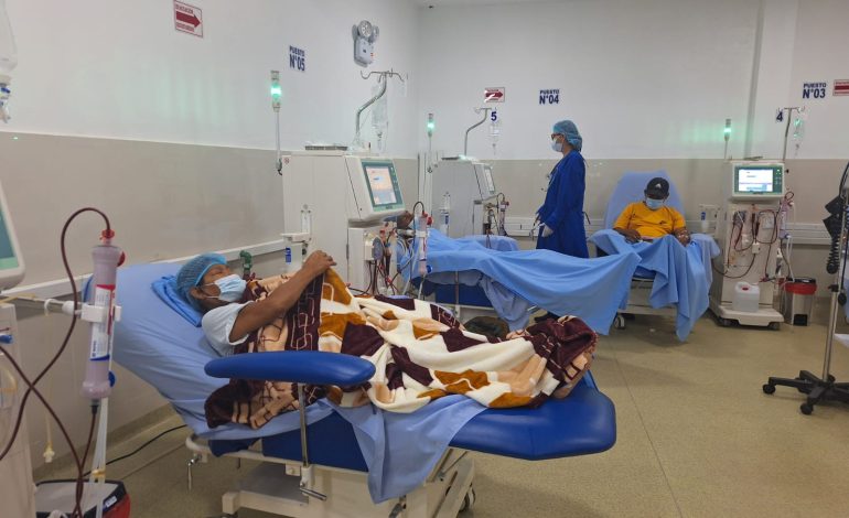 Piura: EsSalud verifica que clínicas no han dejado sin tratamiento a pacientes con problemas renales