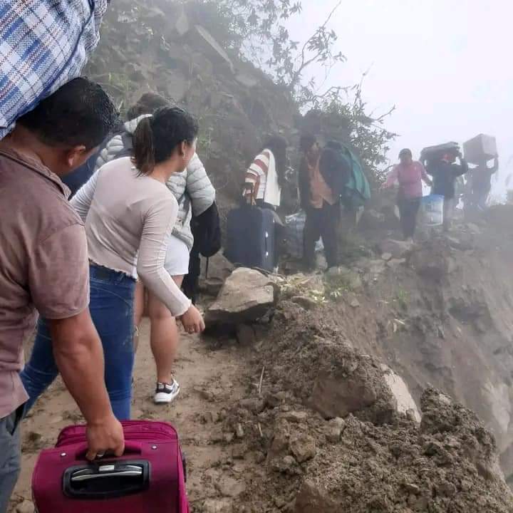 Huancabamba: derrumbes por lluvias ponen en riesgo la vida de la población