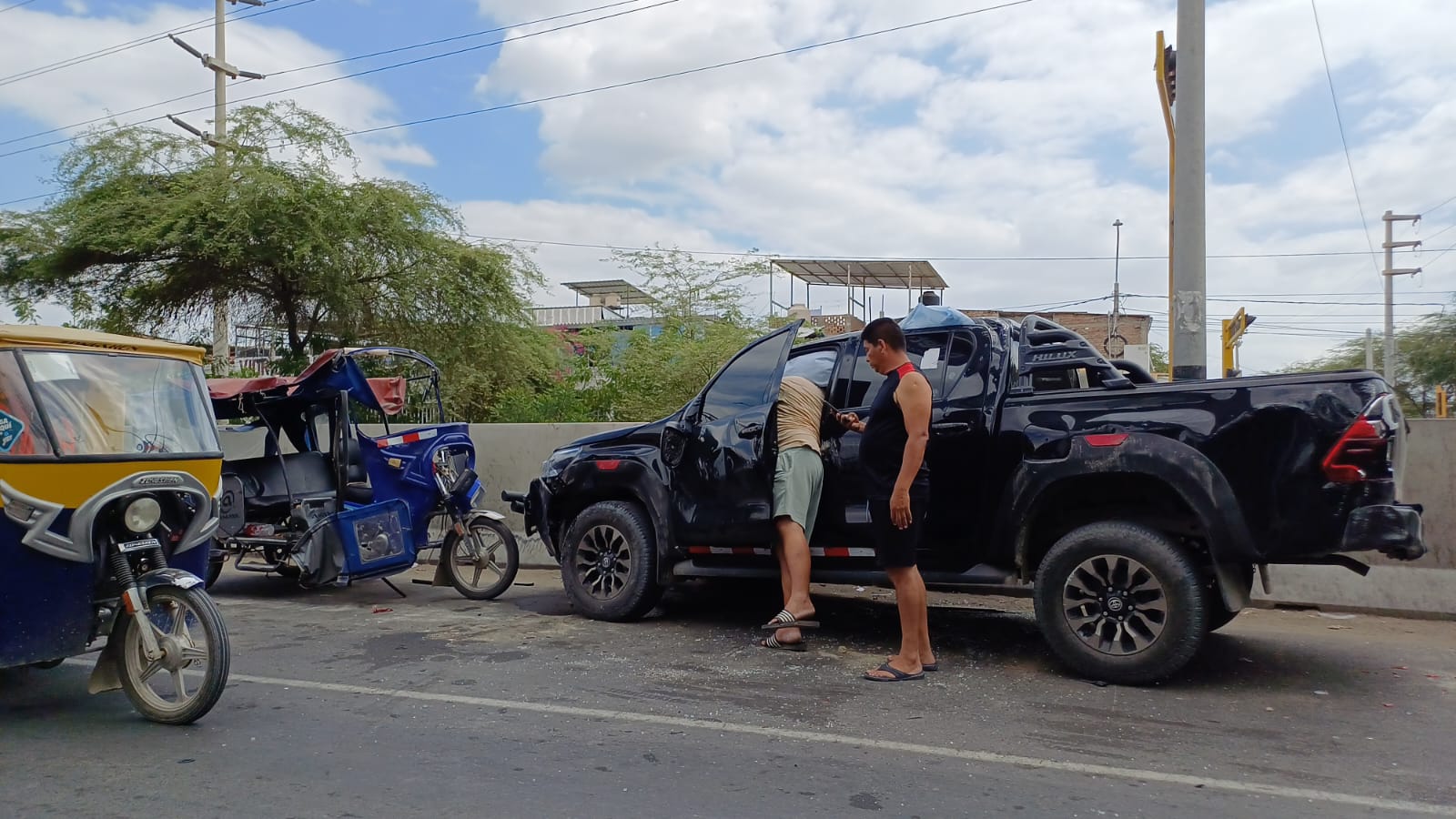 Piura: cuatro heridos deja accidente de tránsito en la prolongación Sánchez Cerro