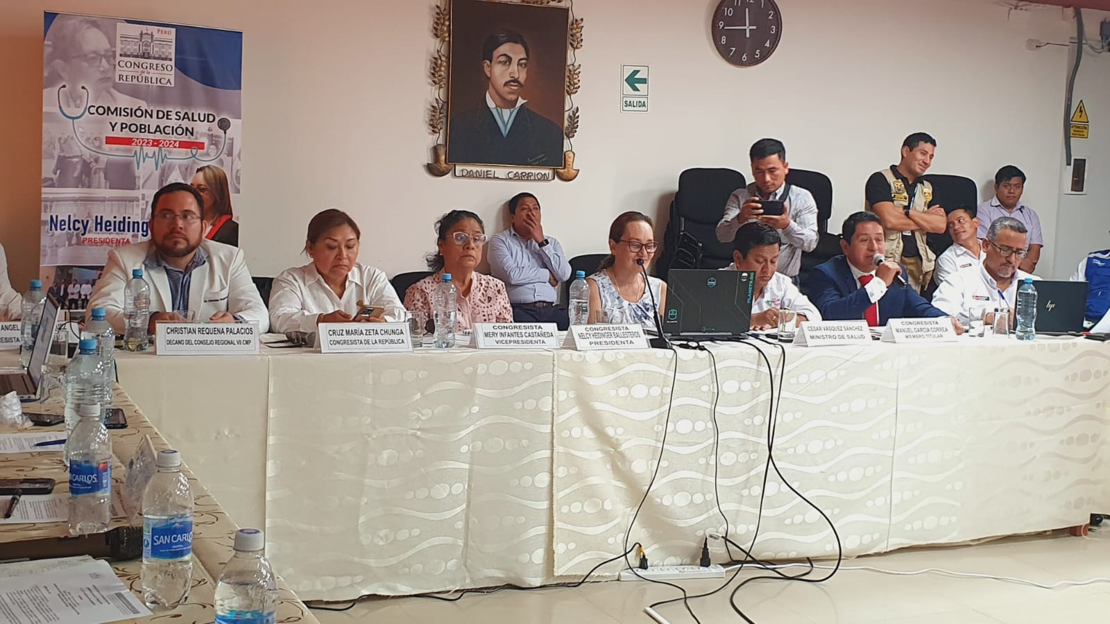 Piura: Ministro de Salud escucha reclamos y pedidos de dirigentes asistenciales