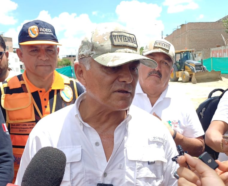 Viceministro de Vivienda: “No es nuestra responsabilidad si a 10 cuadras del SARE se inunda”