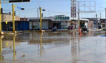 Piura registró lluvia ligera pero sus calles volvieron a inundarse