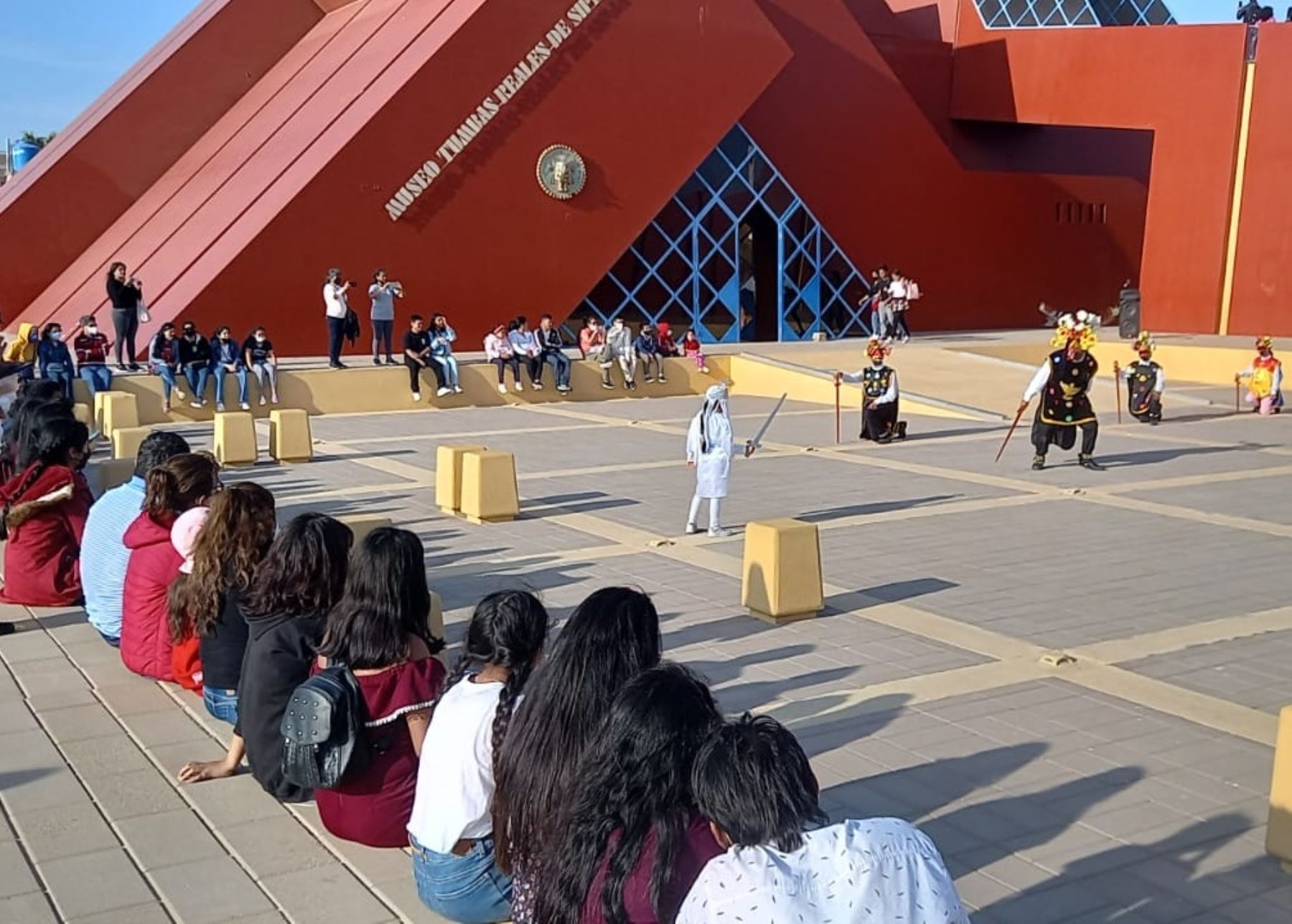 Menores de 18 años tendrán ingreso gratis a más de 50 museos todo el 2024