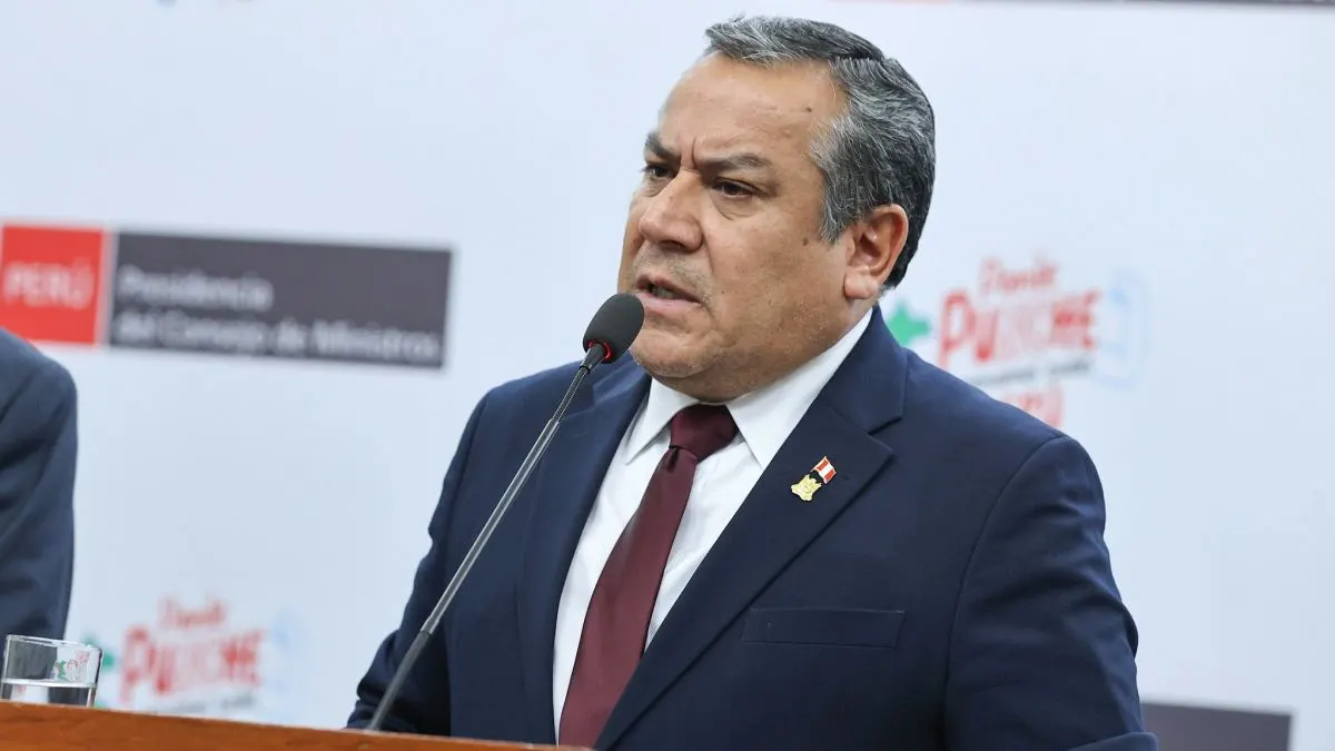 Gustavo Adrianzén descartó renuncia de Dina Boluarte tras allanamientos fiscales