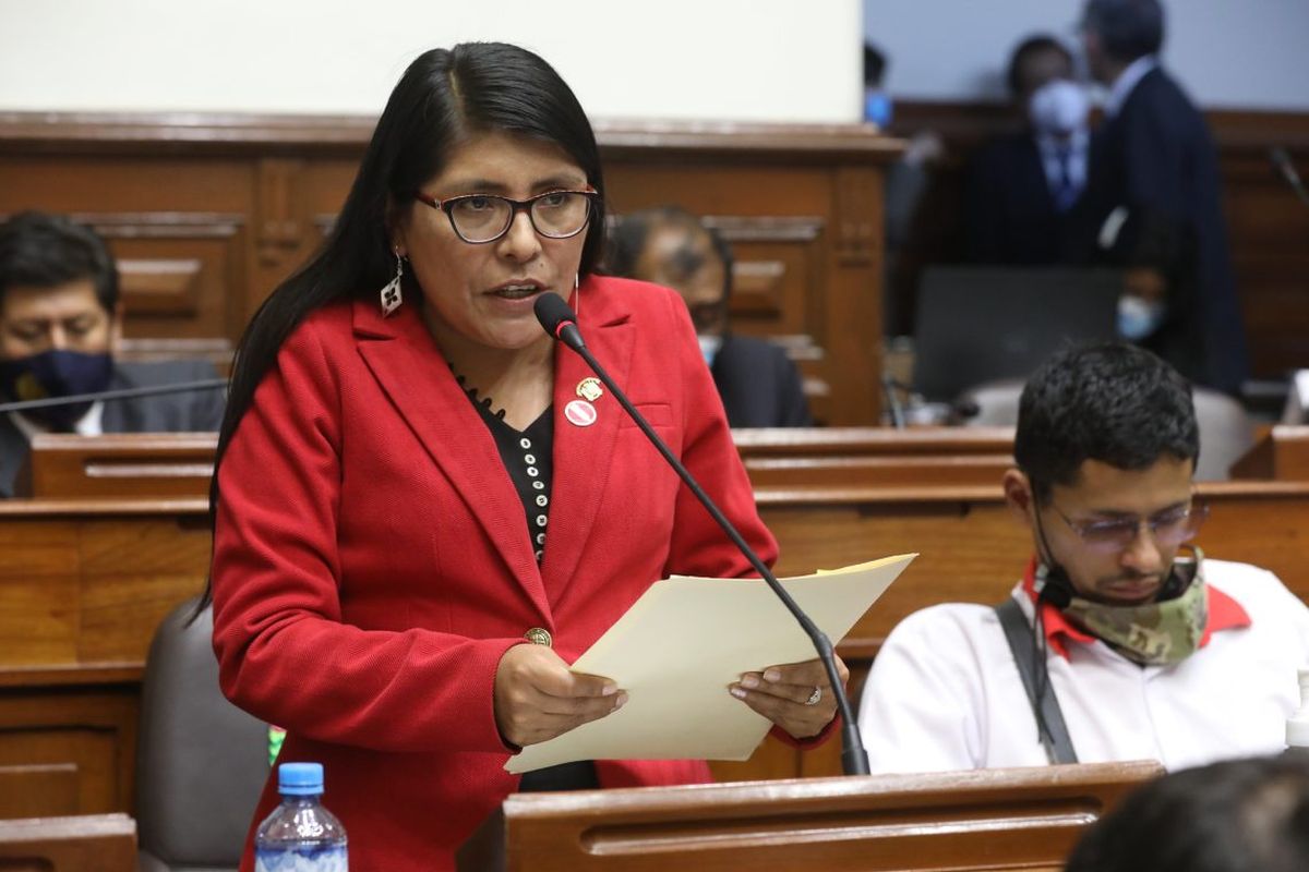 “Caso Rolex”: Perú Libre presenta moción de vacancia contra Boluarte