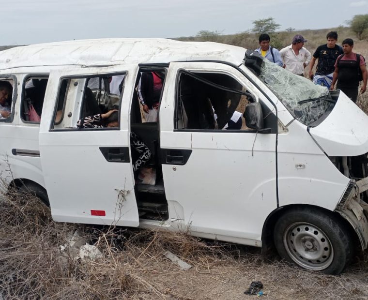 Tragedia en Colán: ocho muertos y tres heridos deja fatídico choque entre miniván y camión