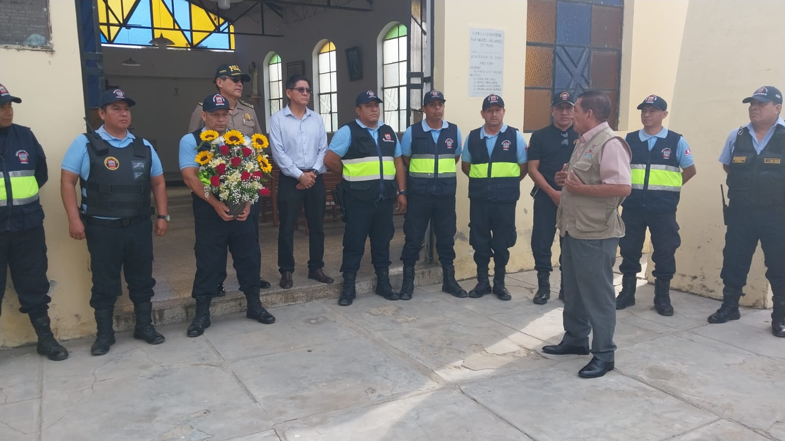 Piura: realizan romería en el cementerio Miguel Arcángel en honor a los serenos fallecidos