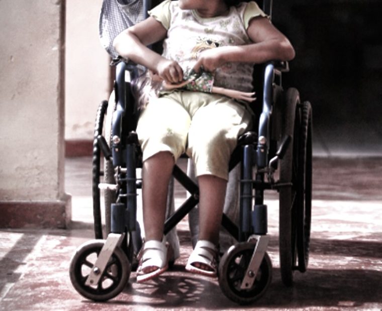 Congreso: Aprueban dictamen que promueve adopciones de menores con discapacidad