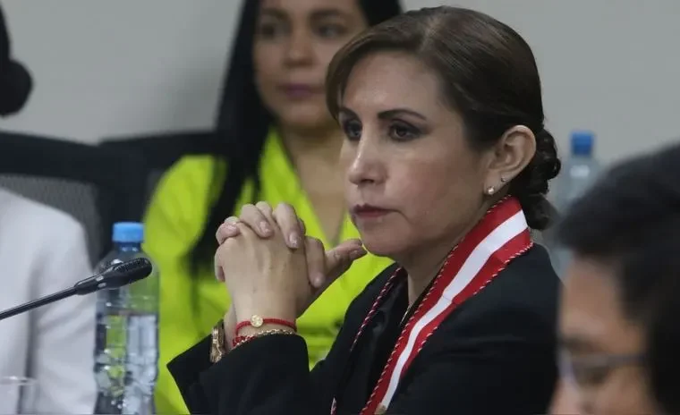 Fiscalía solicita suspensión de 36 meses para Patricia Benavides