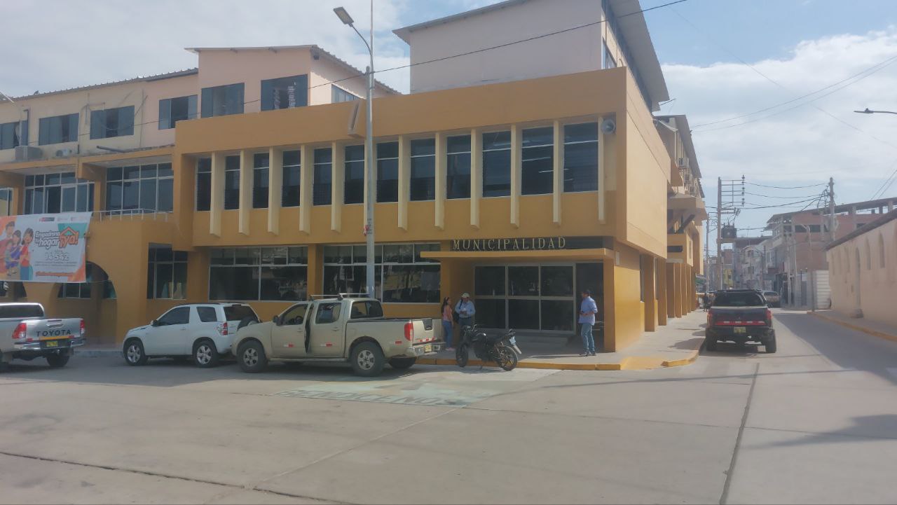 Frontis Municipalidad Provincial de Sullana