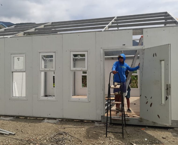 Ayabaca: instalan aulas prefabricadas en Paimas