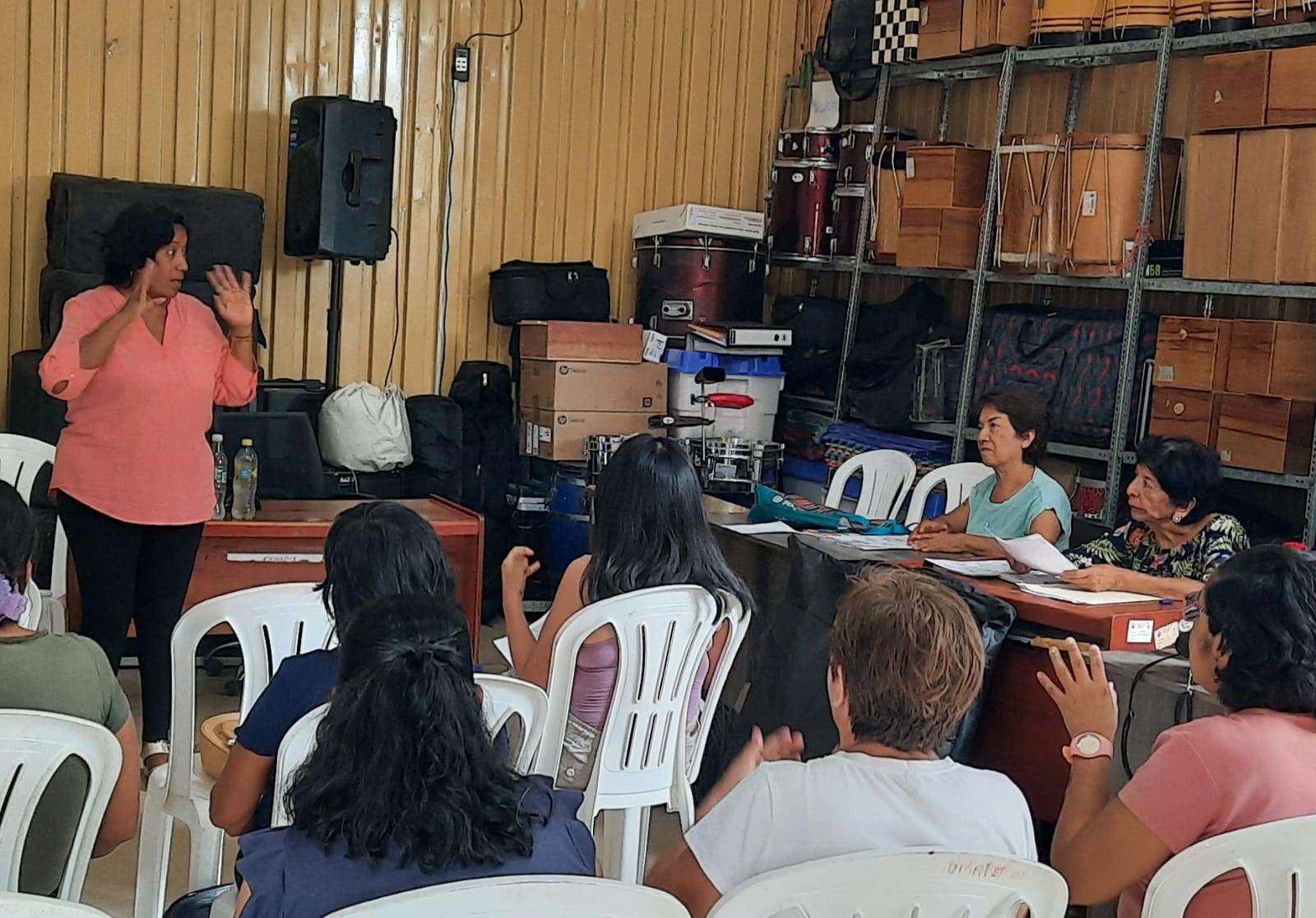 Piura: Capacitan en lenguaje de señas a 70 personas con dificultades auditivas