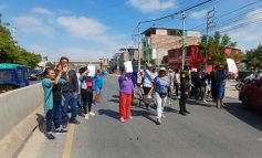 Piura: Vecinos bloquean av. Guardia Civil exigiendo reposición del servicio de agua