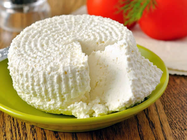 ¿Por qué el queso no debe faltar en una alimentación saludable?
