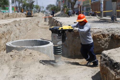 Piura: invertirán más de 5 millones en obras de agua y desagüe para Castilla y Máncora