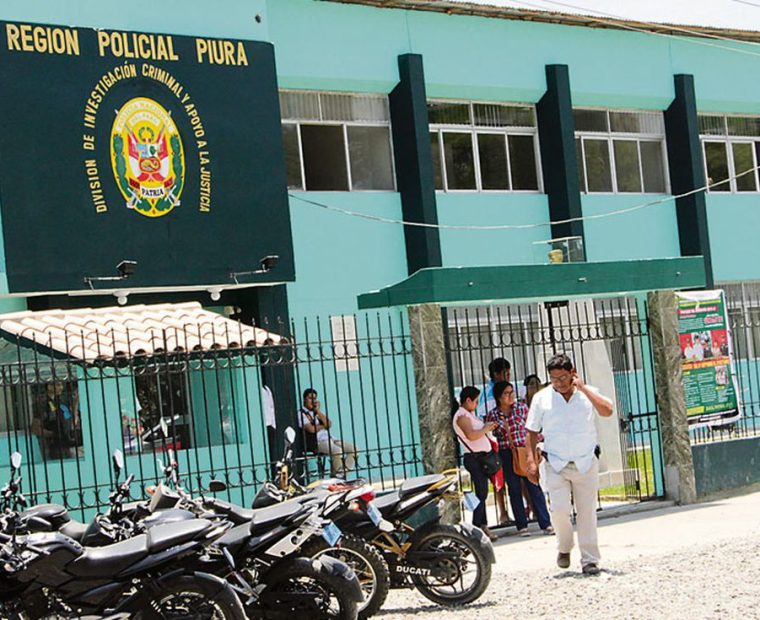 Piura: Detienen en sede de Divincri a agente PNP por cobrar coima de 5 mil soles