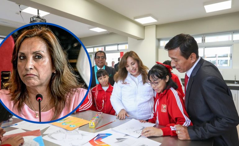 Dina Boluarte fracasó en su intento de hablar inglés frente a alumnos: “Necesito seguir estudiando”