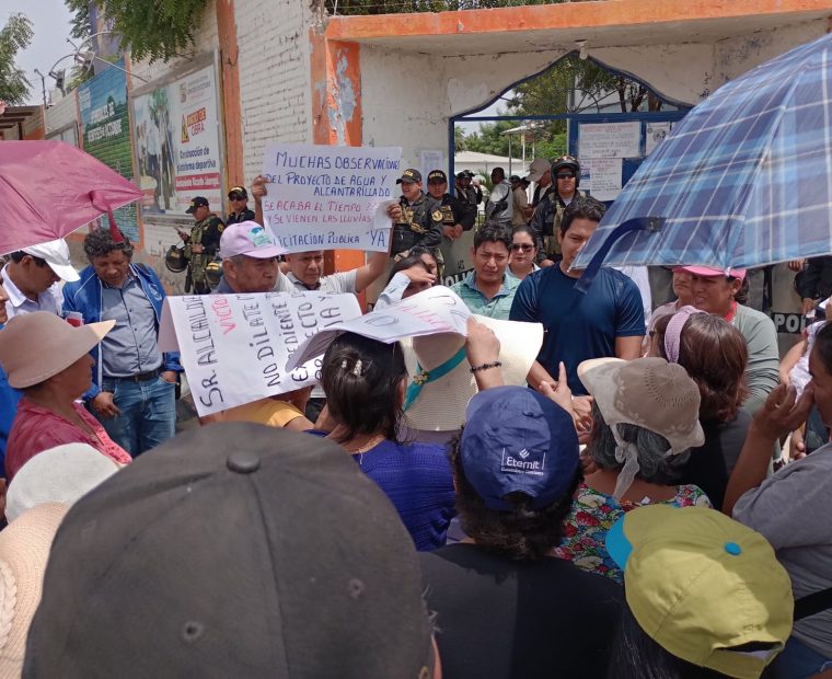 Piura: AH Micaela Bastidas le reclaman a alcalde de Veintiséis de Octubre los atienda