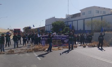 Piura: Trabajadores de SENASA toman el ingreso al puerto de Paita