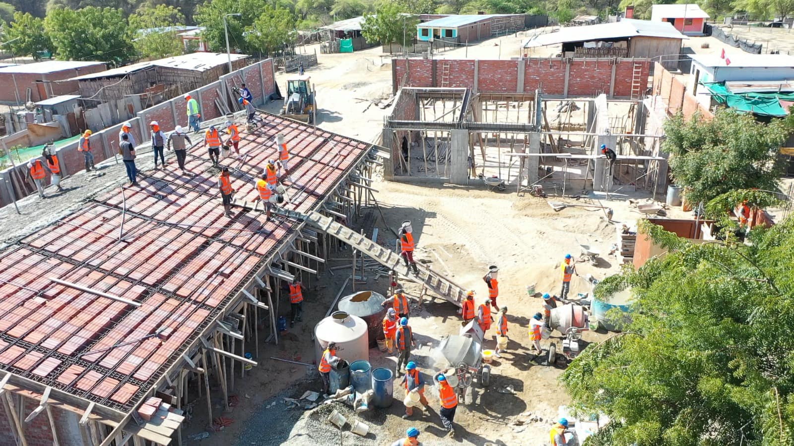 Piura: Reactivan trabajos paralizados como colegios en centros poblados de Tambogrande