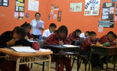 Piura: renuevan mobiliario escolar en Las Lomas tras 30 Años