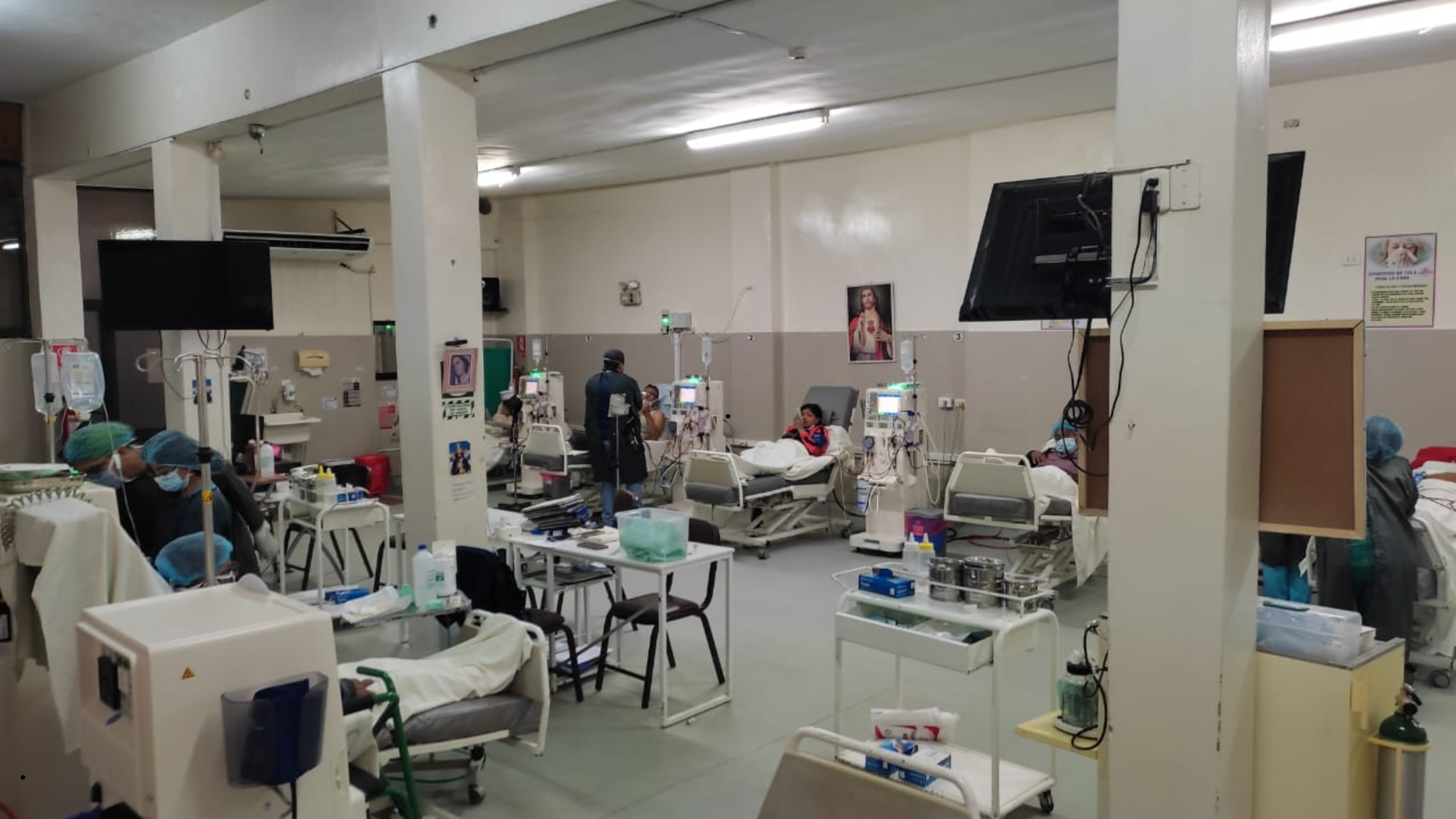 EsSalud Piura garantiza tratamiento y servicio de hemodiálisis a pacientes con insuficiencia renal