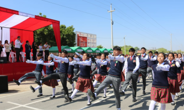 Distrito de Castilla celebra fiestas patrias con dos desfiles escolares