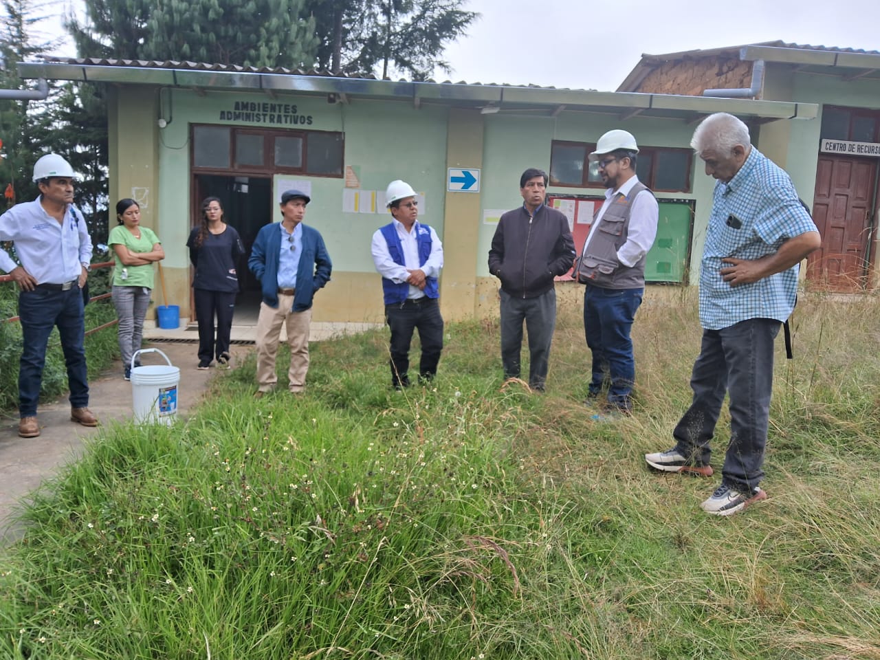 Piura: firman acta de entrega de terreno para ejecución de pedagógico de Ayabaca