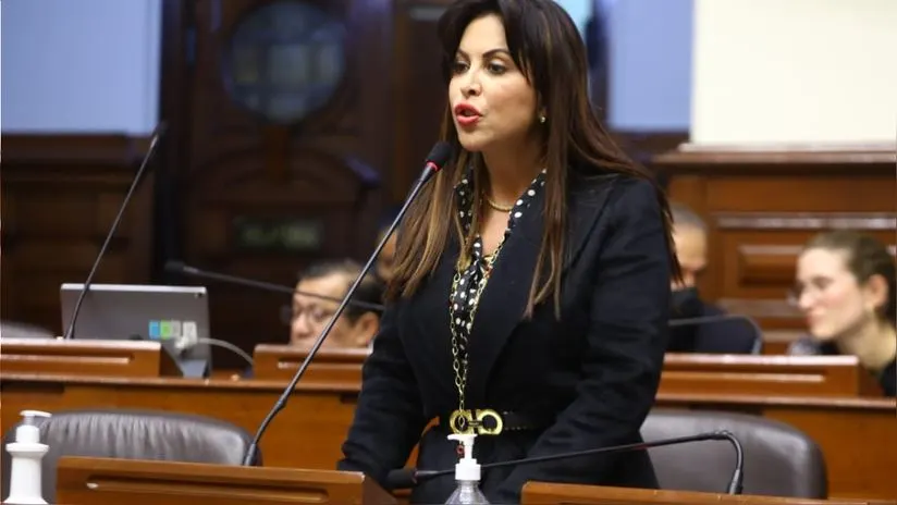 Patricia Chirinos pide exclusión en investigación contra Patricia Benavides