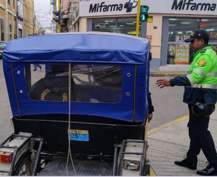 Piura: Intervienen mototaxis circulando en calles del centro de la ciudad