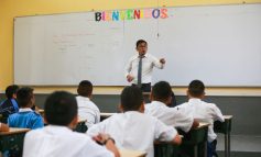 Profesores y auxiliares nombrados y contratados recibirán S/380 de bono extraordinario