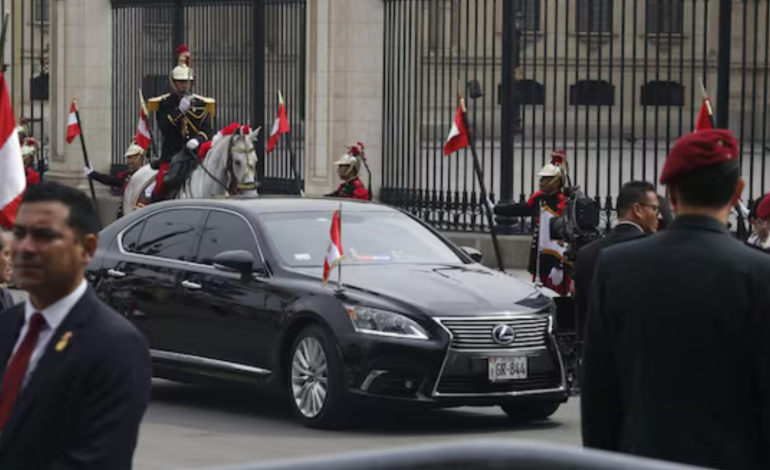 Identifican a conductor del vehículo presidencial vinculado a presunta fuga de Vladimir Cerrón