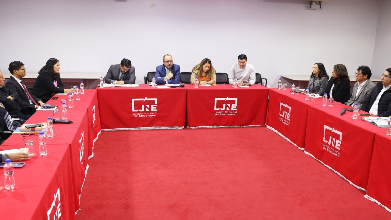 JNE prepara anteproyecto para garantizar el voto de personas privadas de libertad sin condena firme