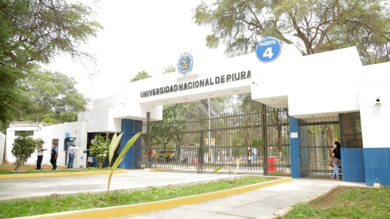 Polémica por bajos puntajes de ingreso a la Universidad Nacional de Piura