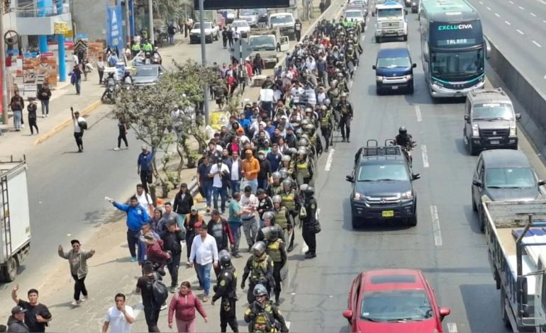 Paro de buses: Transportistas paralizaron por completo las actividades en la ciudad