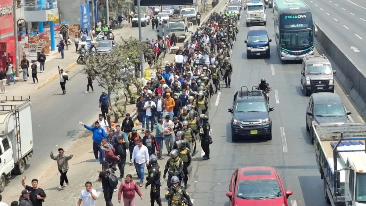 Paro de buses: Transportistas paralizaron por completo las actividades en la ciudad