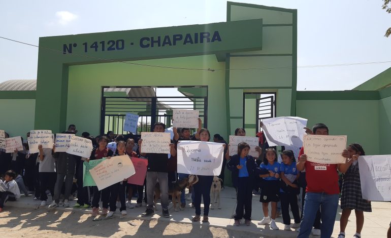 Piura: alumnos de Chapairá exigen al alcalde que termine la construcción de su colegio