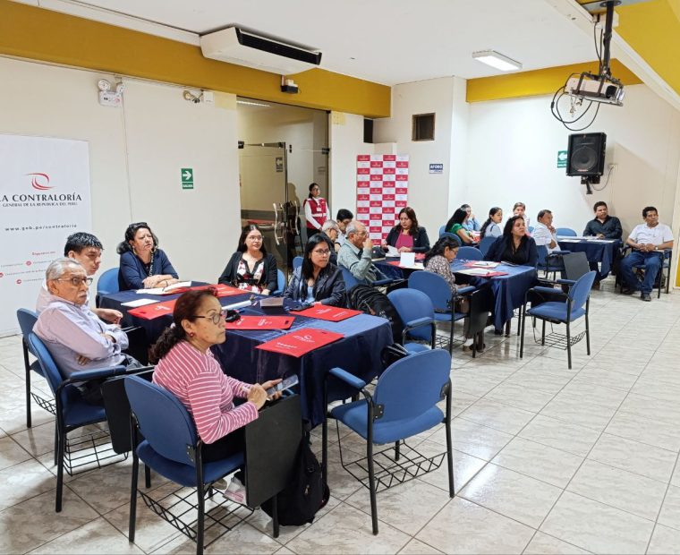 Contraloría fortalece capacidades de sociedad civil con taller de control social en Piura